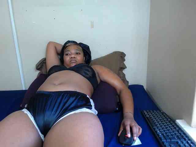 MissNaughty99 webcam