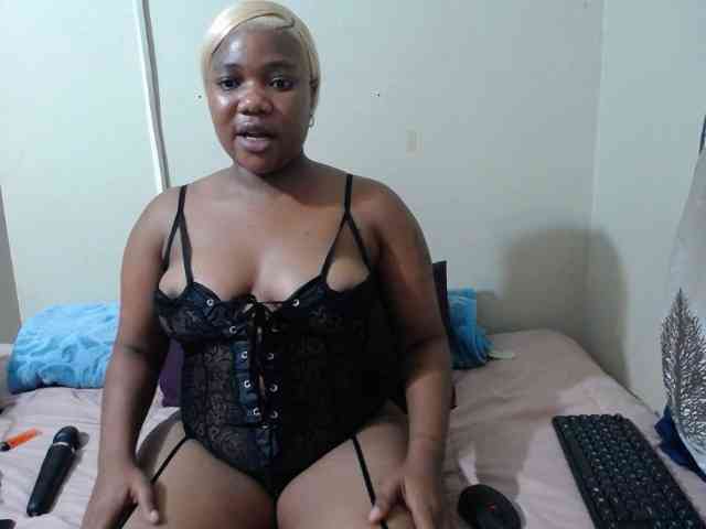 MissNaughty99 webcam