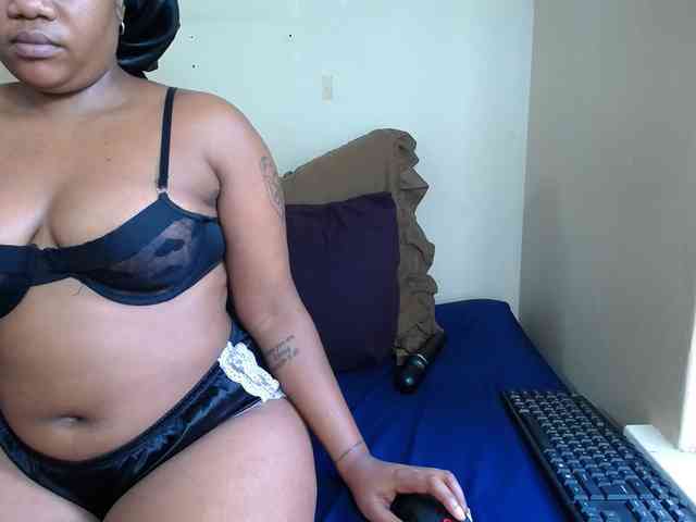 MissNaughty99 webcam