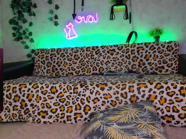 RedHurricane live webcam show