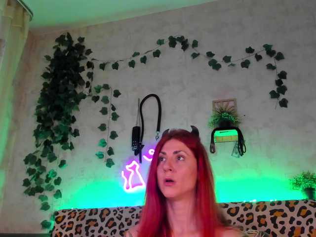 RedHurricane live cam on BongaCams