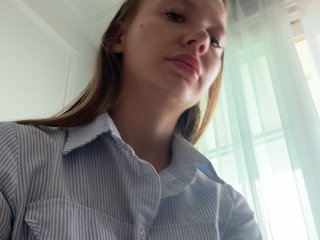Linnea-67 Porn Show