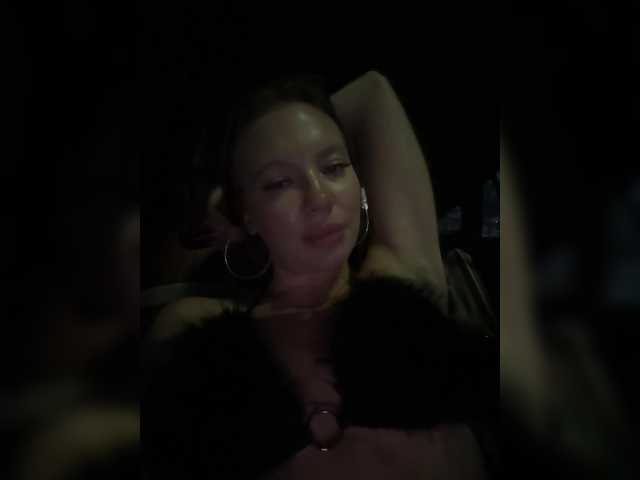 Linnea-67 live cam on BongaCams
