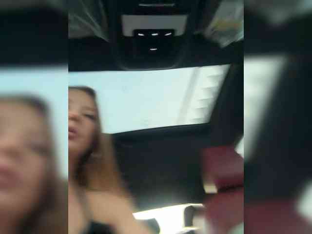 Linnea-67 webcam