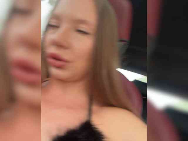 Linnea-67 webcam