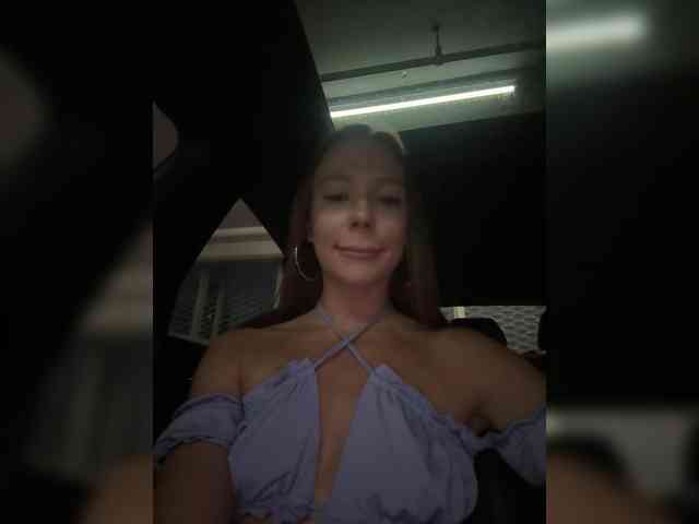 Linnea-67 webcam