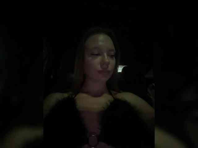 Linnea-67 webcam