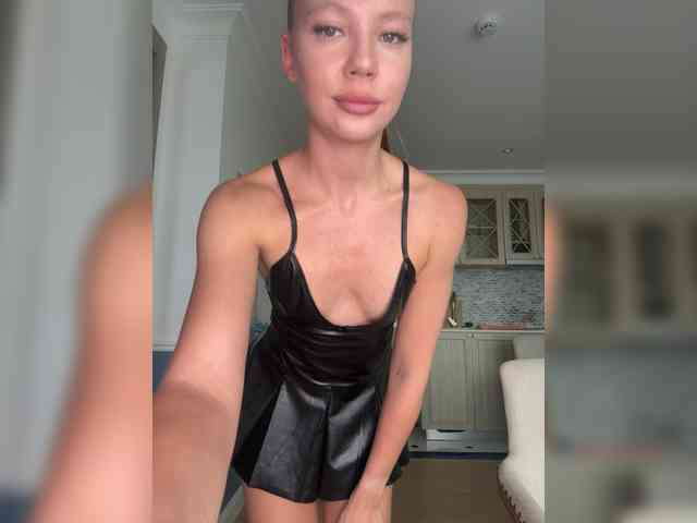 Linnea-67 webcam