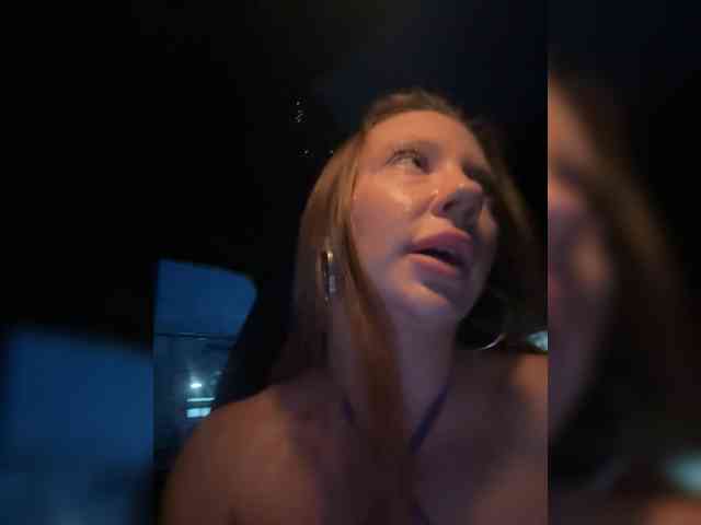 Linnea-67 webcam