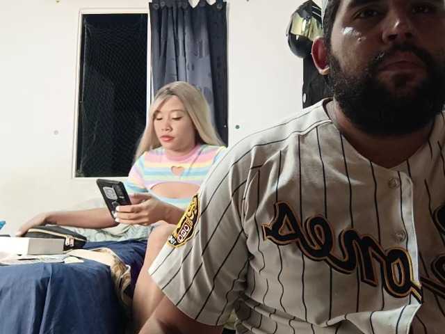 kattynderic live cam on BongaCams