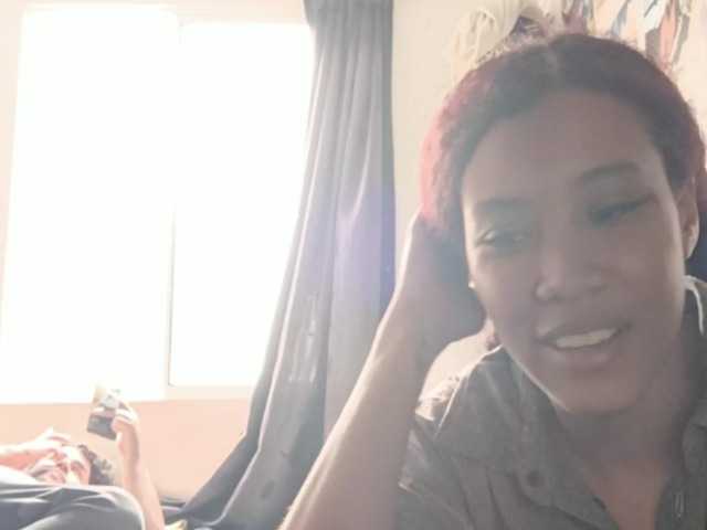 kattynderic live cam on BongaCams