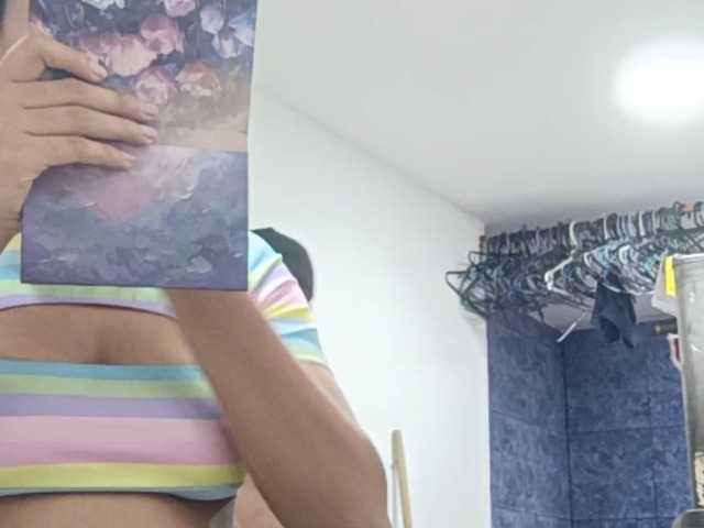 kattynderic live cam on BongaCams