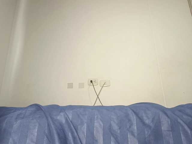 kattynderic live cam on BongaCams