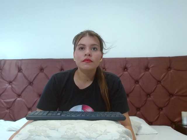 LuciaEvansC live cam on BongaCams