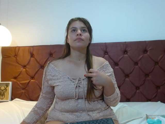 LuciaEvansC live cam on BongaCams