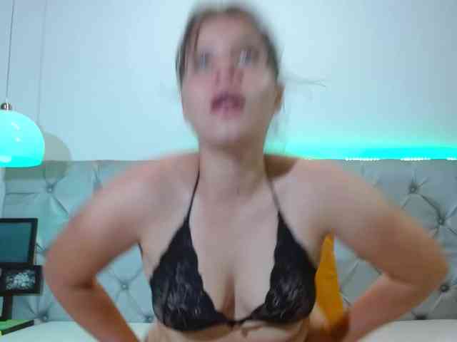 LuciaEvansC