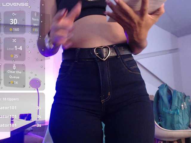 Arianna-Fox live cam on BongaCams