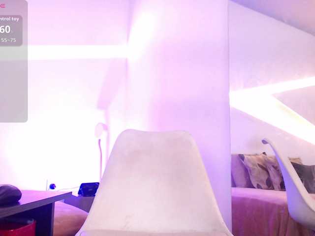Arianna-Fox live cam on BongaCams