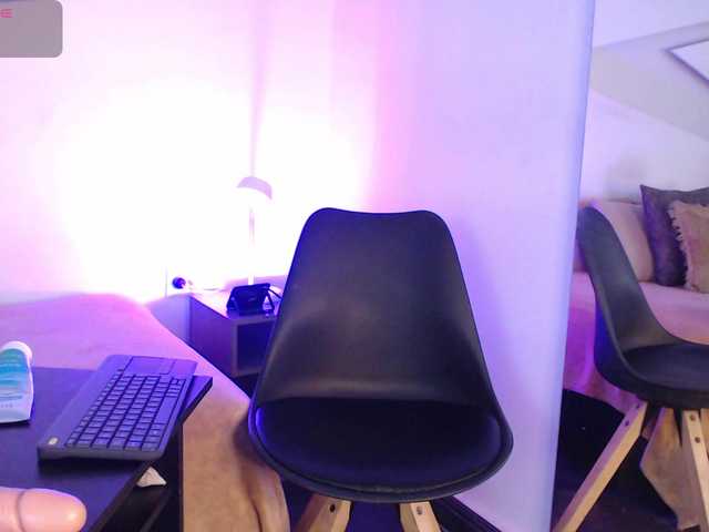 Arianna-Fox live cam on BongaCams