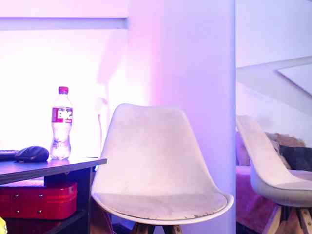 Arianna-Fox webcam