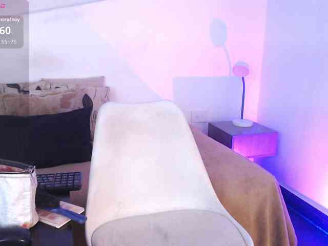 Arianna-Fox webcam