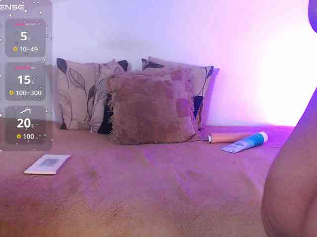 Arianna-Fox webcam