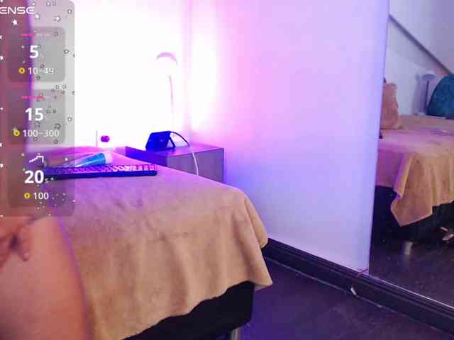 Arianna-Fox webcam