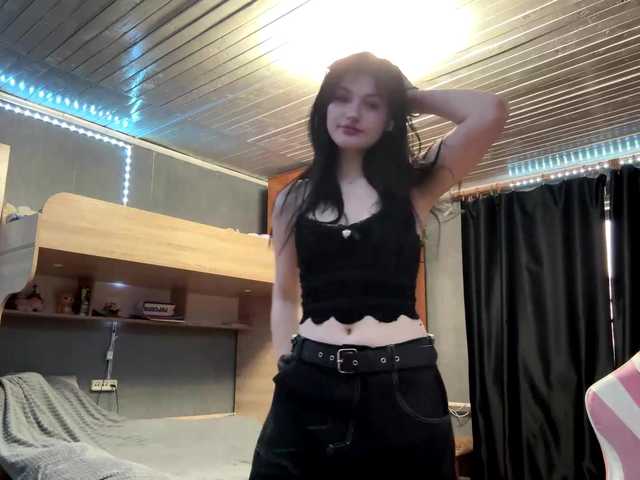  TressaKeliipio chat room