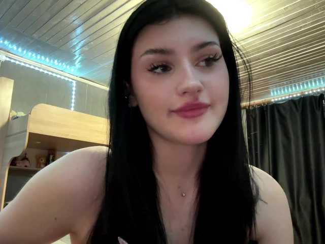 TressaKeliipio's BongaCams show and profile