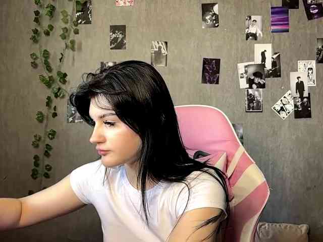 TressaKeliipio Live Webcam on BongaCams