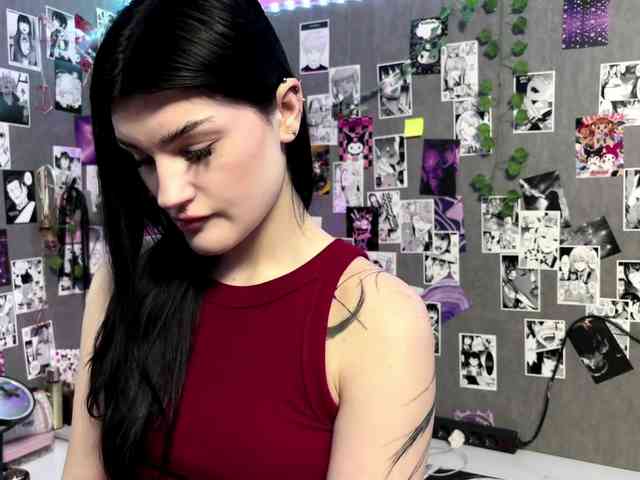 TressaKeliipio webcam