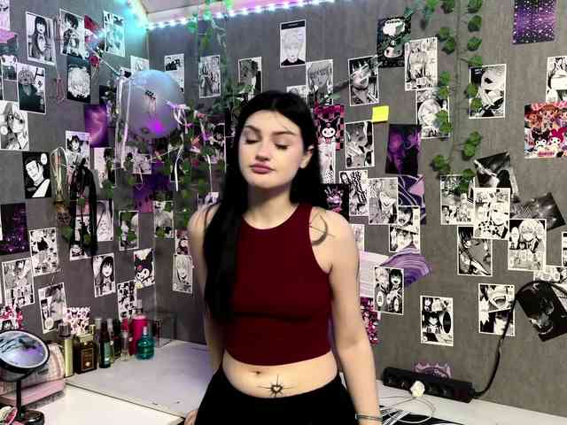 TressaKeliipio webcam