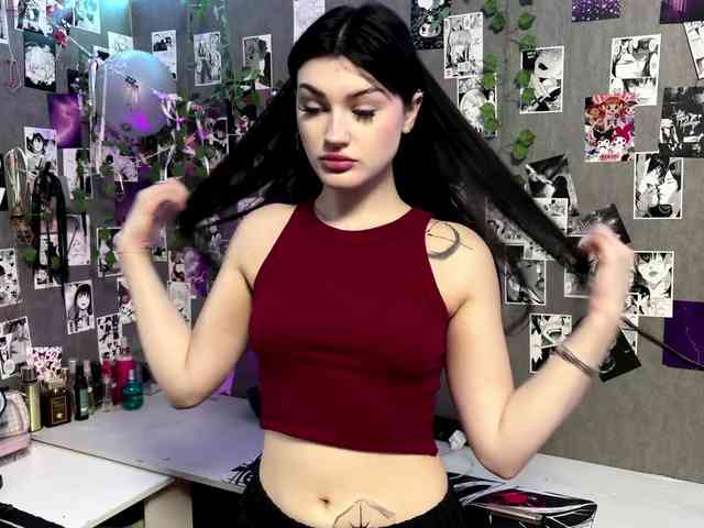 TressaKeliipio webcam