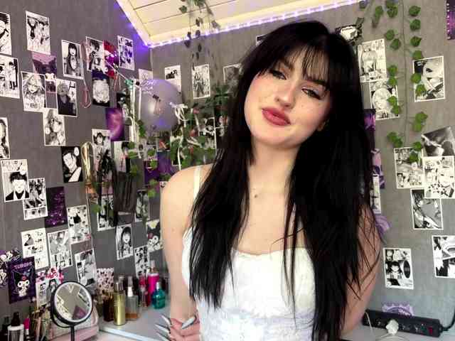 TressaKeliipio webcam