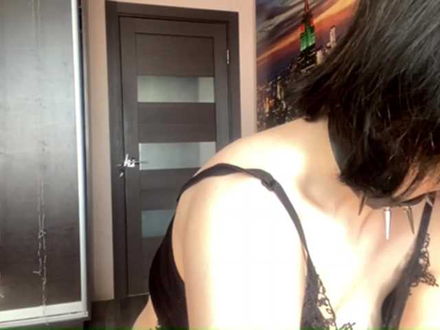virusDoll