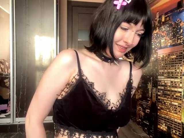 virusDoll