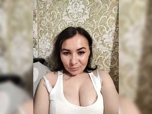  Melaniya2410 chat room