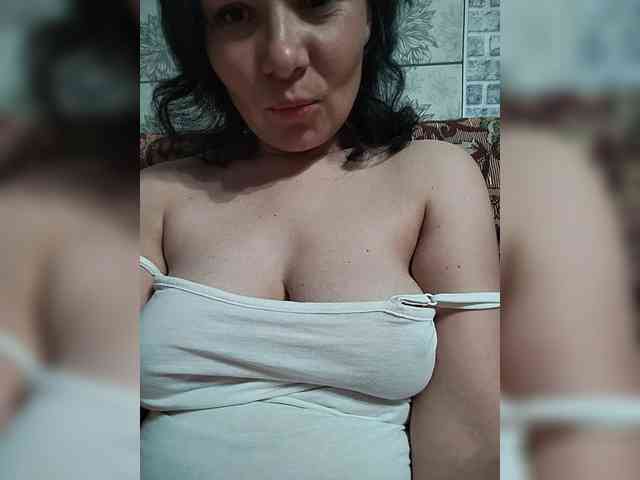 Melaniya2410 webcam