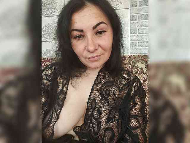 Melaniya2410 webcam