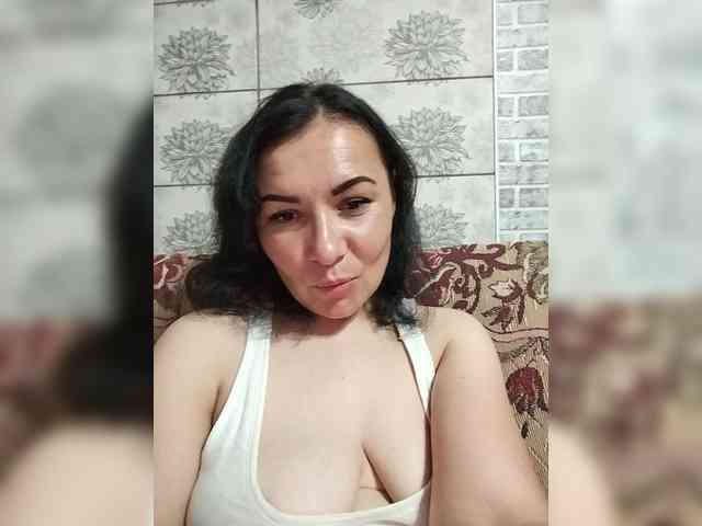 Melaniya2410 webcam