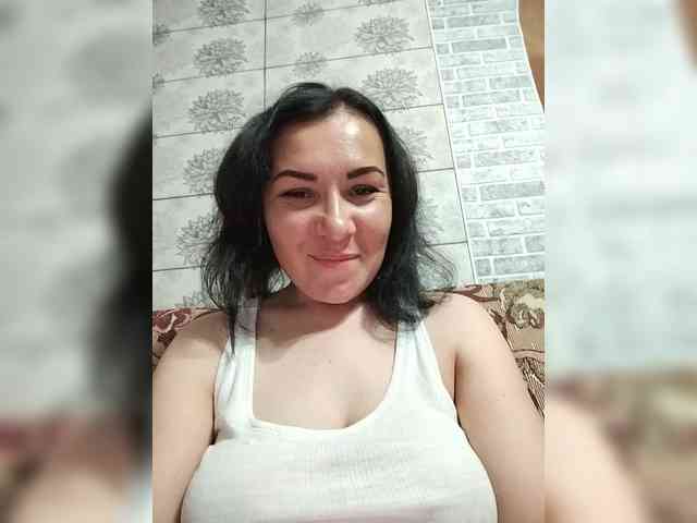 Melaniya2410 webcam