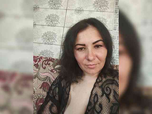 Melaniya2410 webcam