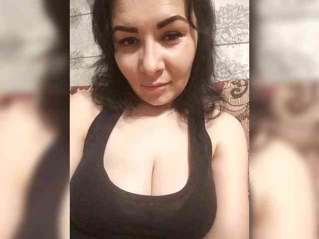 Melaniya2410 webcam