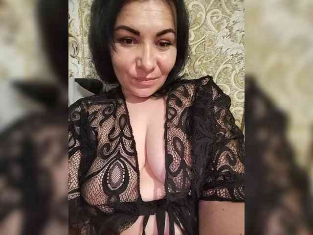 Melaniya2410 webcam
