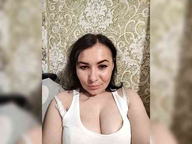 Melaniya2410 webcam