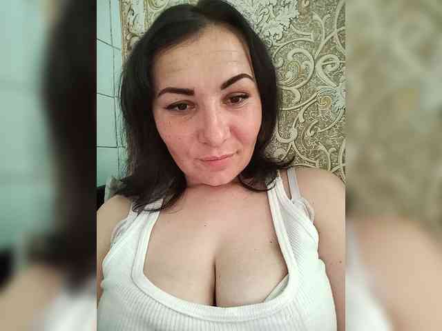 Melaniya2410 webcam
