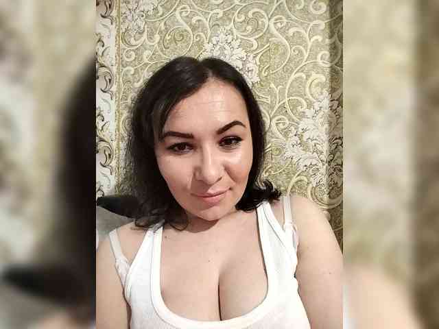 Melaniya2410 webcam