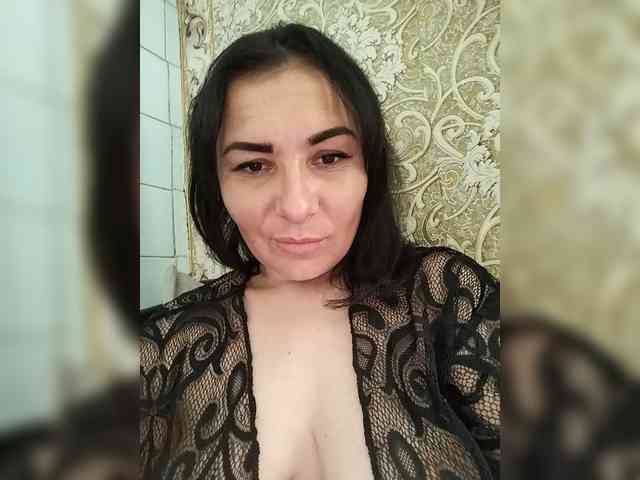 Melaniya2410 webcam