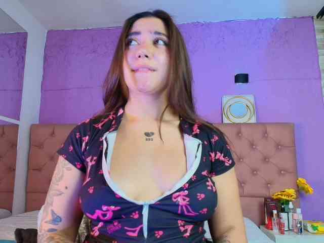 LiamRochi webcam