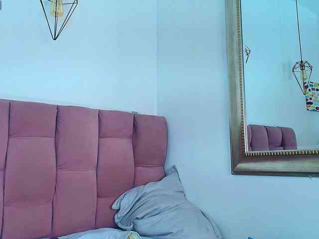 LiamRochi webcam